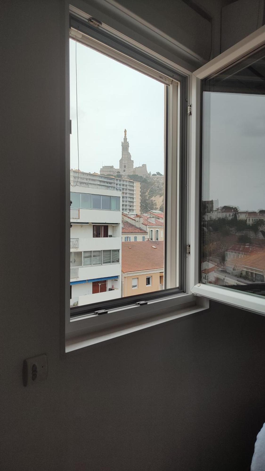 Ferienwohnung T2 Vue Sur La Basilique De Notre Dame De La Garde Marseilles Exterior foto